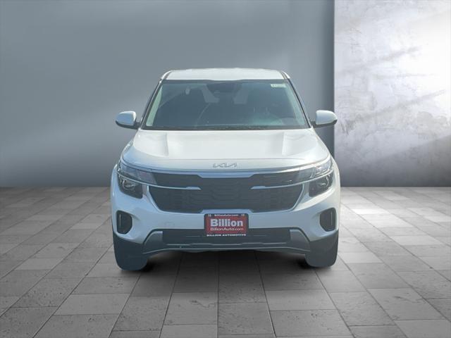 new 2025 Kia Seltos car, priced at $27,444