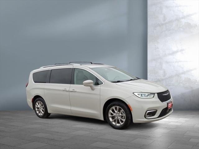 used 2021 Chrysler Pacifica car, priced at $26,944