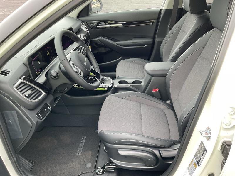 new 2026 Kia Seltos car, priced at $29,644