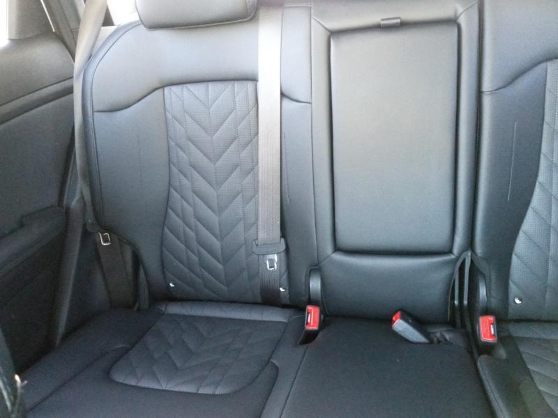 new 2025 Kia Sportage car, priced at $33,434