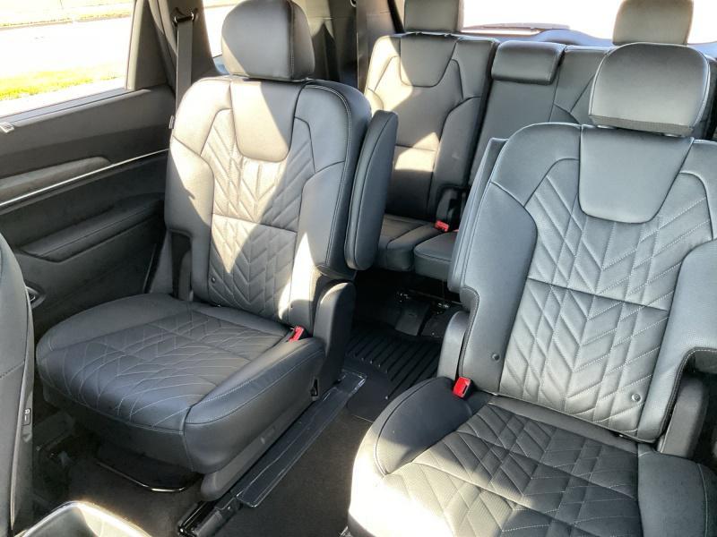 new 2025 Kia Telluride car, priced at $53,154