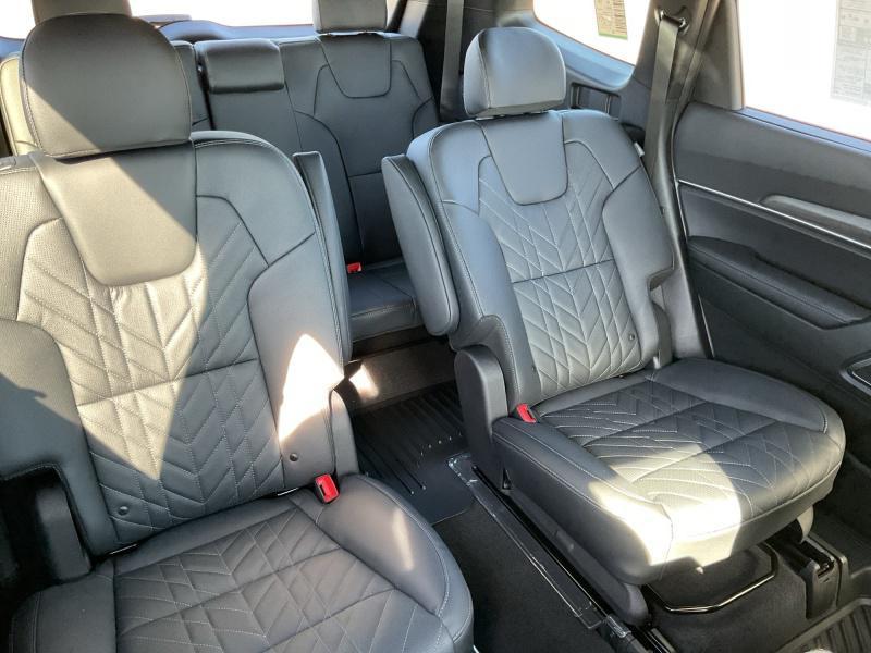 new 2025 Kia Telluride car, priced at $53,154