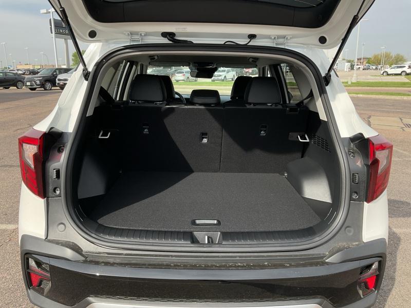 new 2025 Kia Seltos car, priced at $29,444