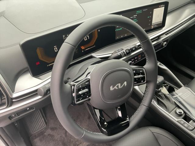 new 2025 Kia Sorento car, priced at $39,074