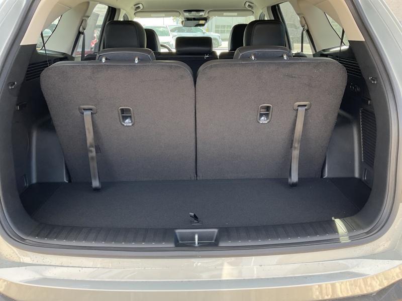 new 2026 Kia Sorento car, priced at $42,899