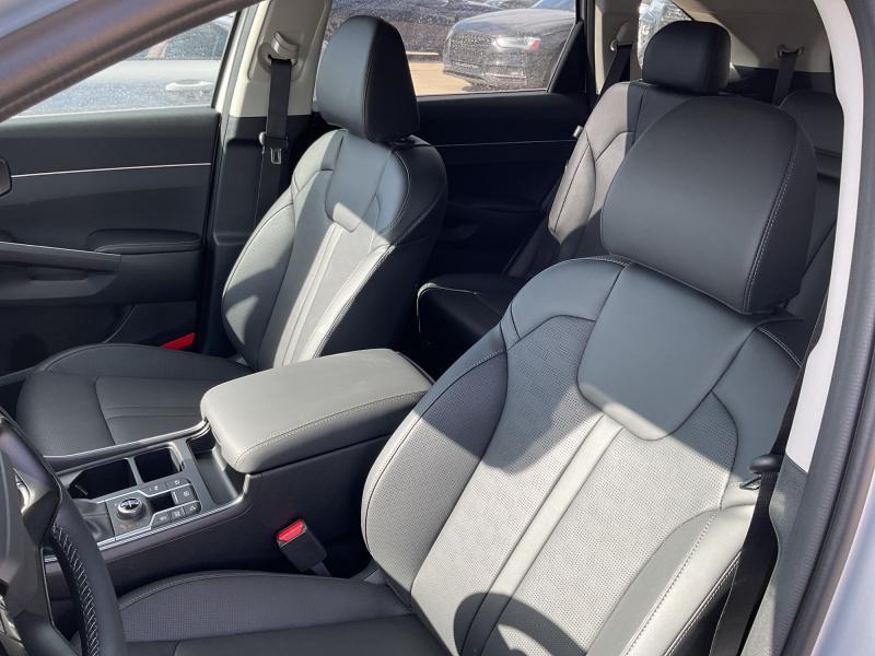 new 2026 Kia Sorento car, priced at $42,899