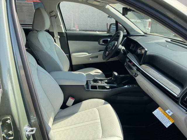 new 2025 Kia Sorento car, priced at $44,209