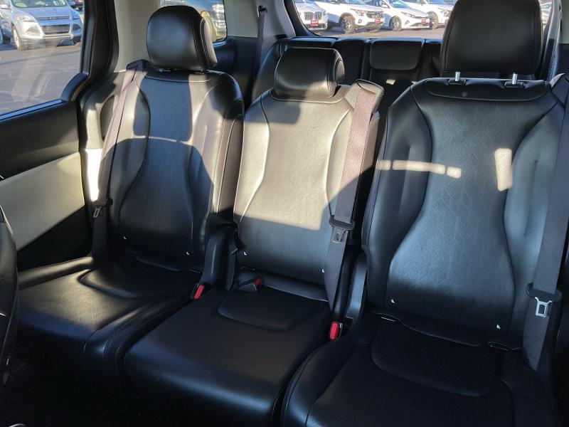 used 2023 Kia Carnival car, priced at $30,995