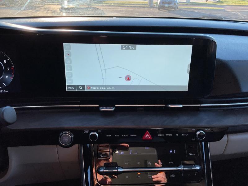 used 2023 Kia Carnival car, priced at $30,995