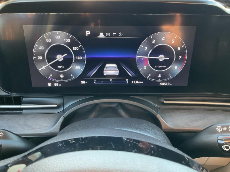 used 2023 Kia Carnival car, priced at $30,995