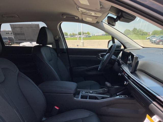 new 2025 Kia Sorento car, priced at $38,559