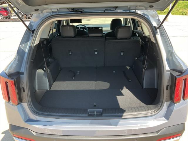 new 2025 Kia Sorento car, priced at $38,559