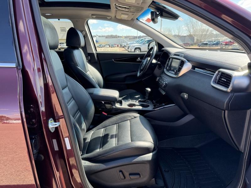 used 2018 Kia Sorento car, priced at $25,788