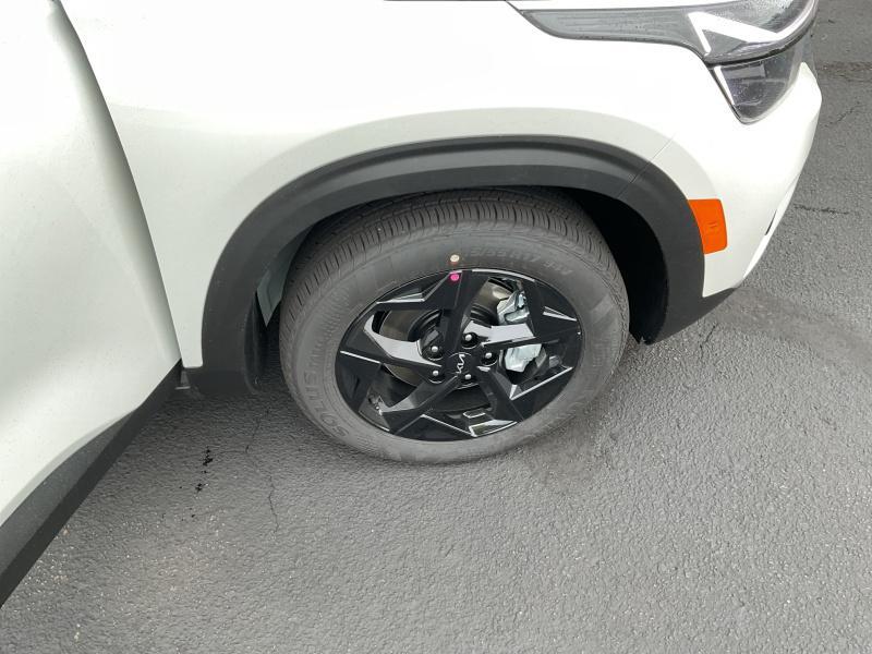 new 2026 Kia Seltos car, priced at $31,954
