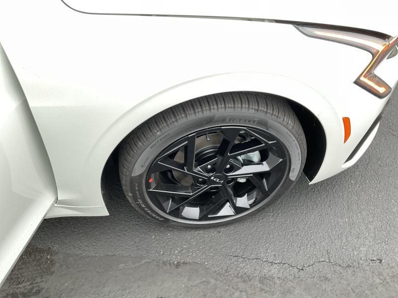 new 2026 Kia K5 car, priced at $34,609