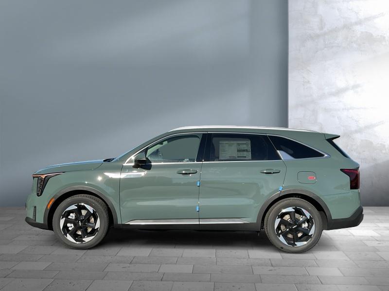 new 2026 Kia Sorento Hybrid car, priced at $43,174