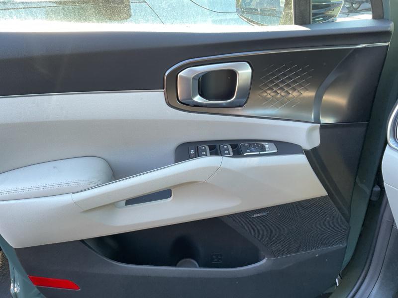 new 2026 Kia Sorento Hybrid car, priced at $43,174