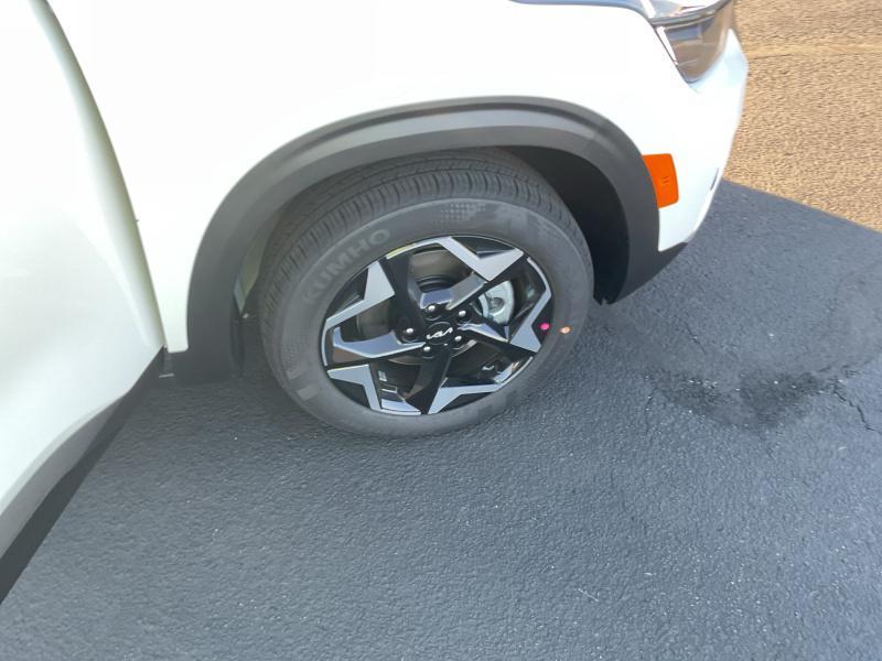 new 2026 Kia Seltos car, priced at $29,704