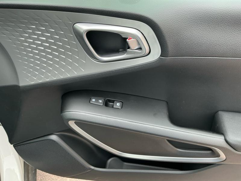 new 2025 Kia Soul car, priced at $22,084