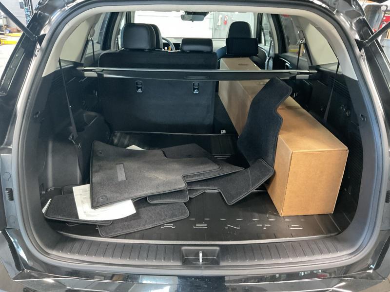 new 2025 Kia Sorento car, priced at $39,979