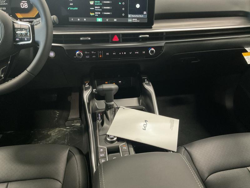new 2025 Kia Sorento car, priced at $39,979