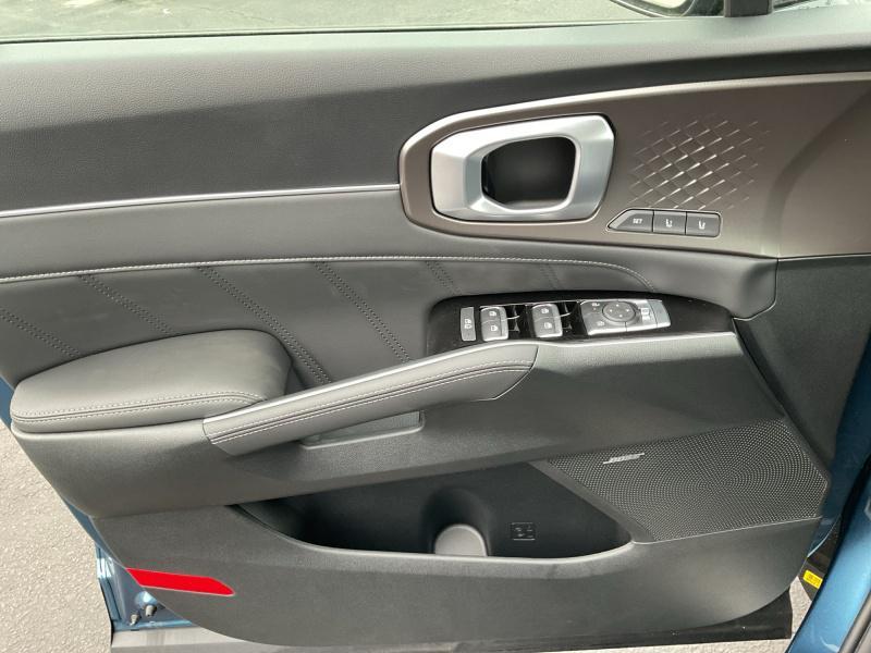 new 2026 Kia Sorento Hybrid car, priced at $49,924