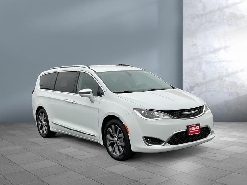 used 2020 Chrysler Pacifica car, priced at $19,995