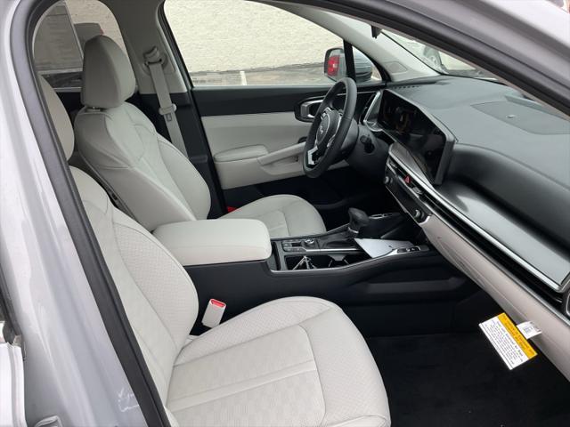 new 2025 Kia Sorento car, priced at $37,514