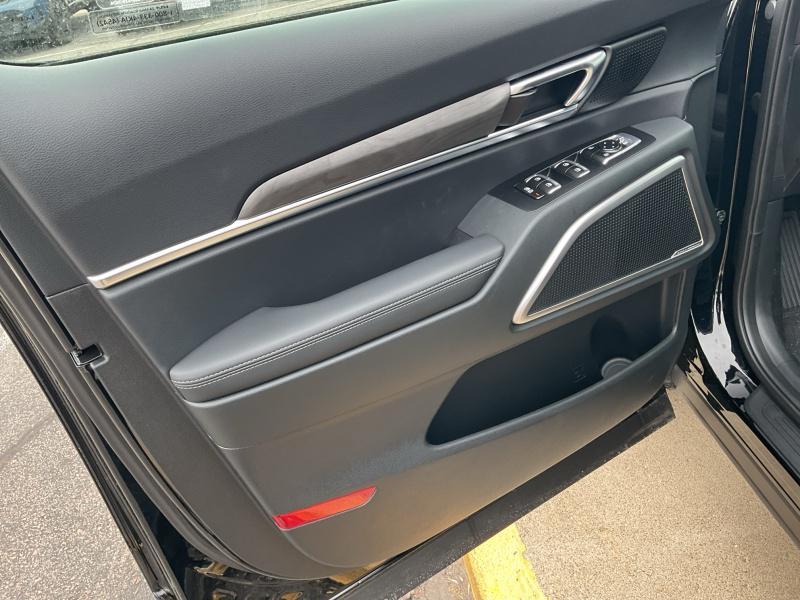new 2025 Kia Telluride car, priced at $49,049