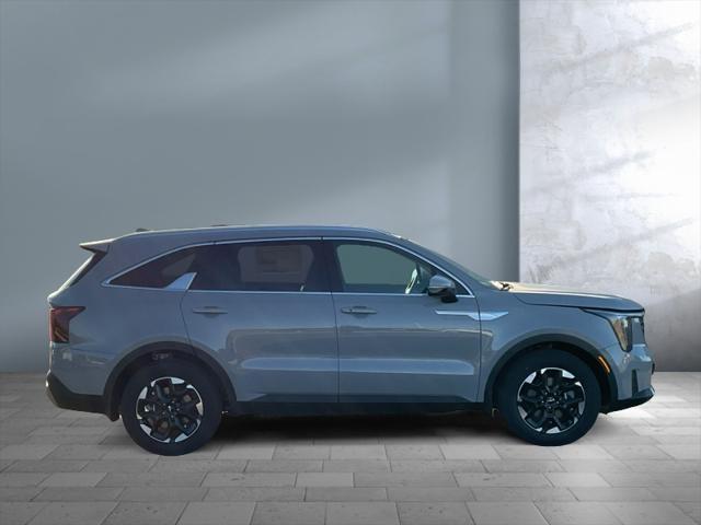 new 2025 Kia Sorento car, priced at $39,069