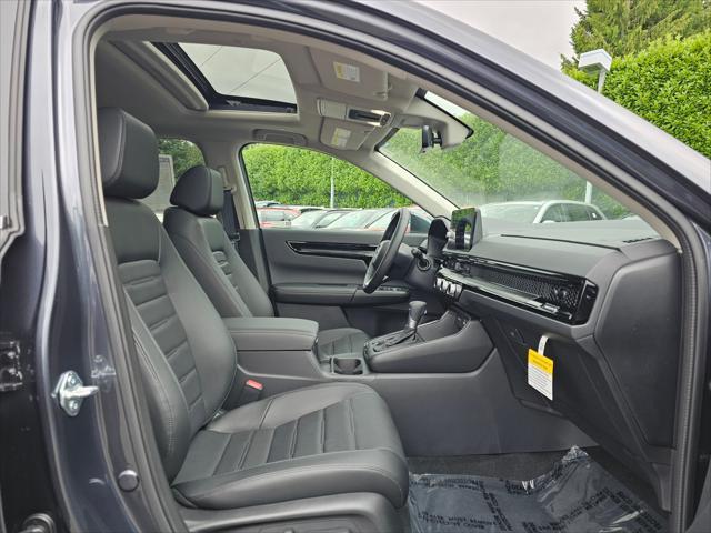 new 2025 Honda CR-V car, priced at $35,998