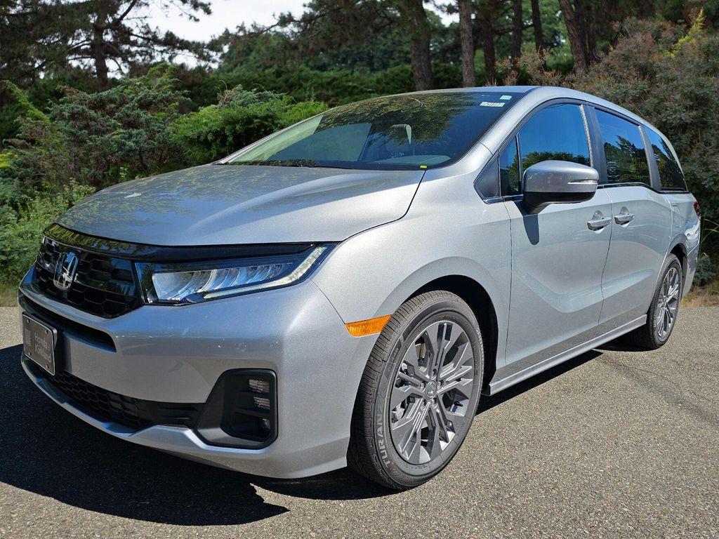 new 2025 Honda Odyssey car, priced at $47,860