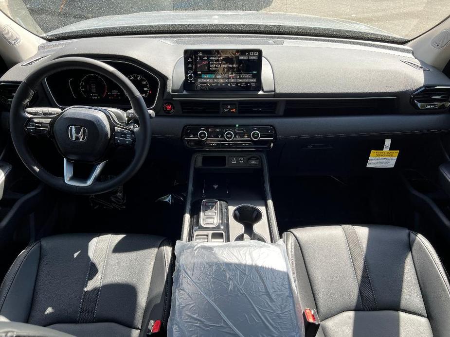 new 2025 Honda Pilot car, priced at $49,150