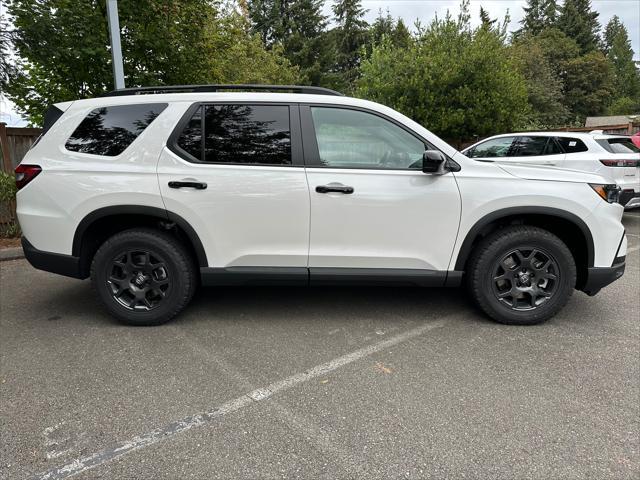 new 2025 Honda Pilot car, priced at $47,527