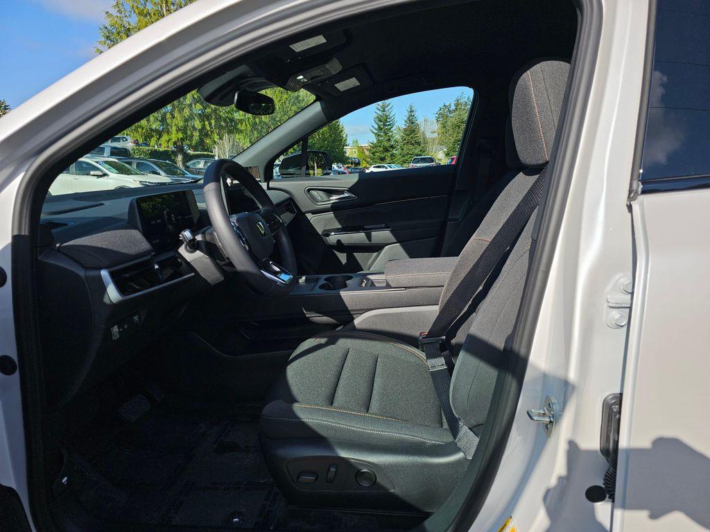 new 2025 Honda Prologue car, priced at $50,007