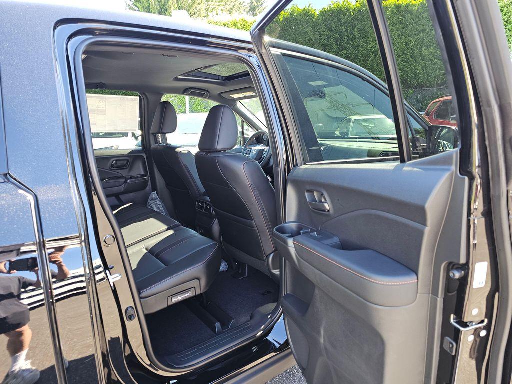 new 2025 Honda Ridgeline car, priced at $44,366