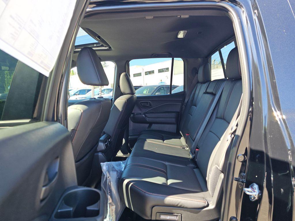 new 2025 Honda Ridgeline car, priced at $44,366