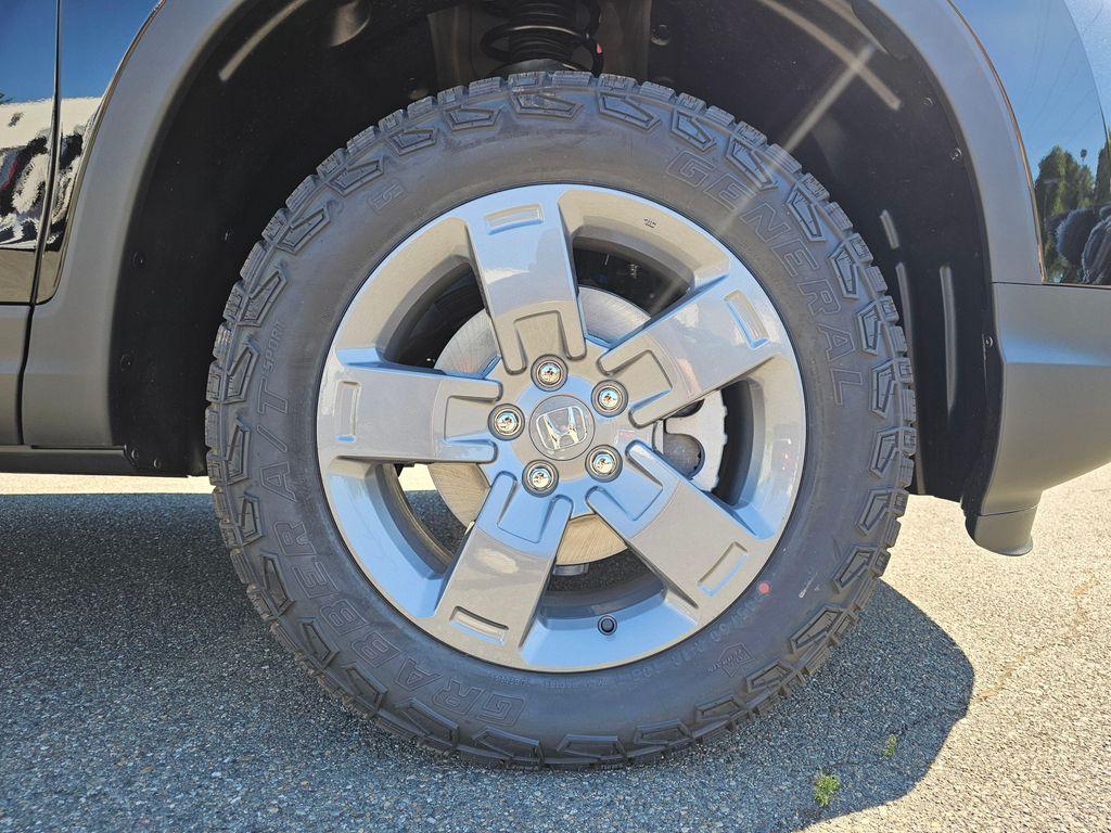 new 2025 Honda Ridgeline car, priced at $44,366