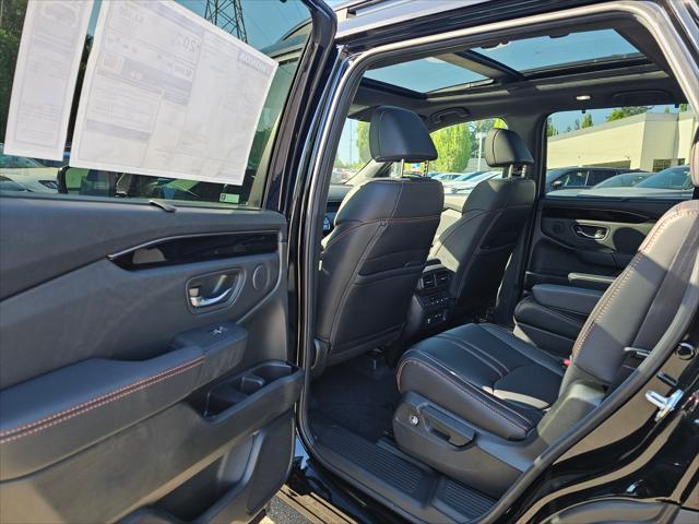 new 2025 Honda Pilot car, priced at $49,350