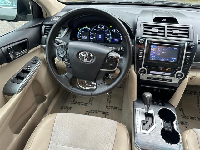 used 2013 Toyota Camry Hybrid car, priced at $15,988