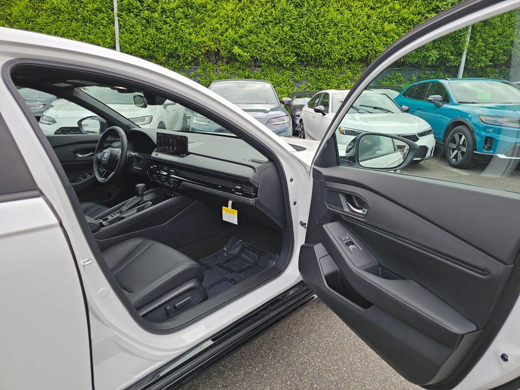 new 2025 Honda Accord Hybrid car, priced at $35,117