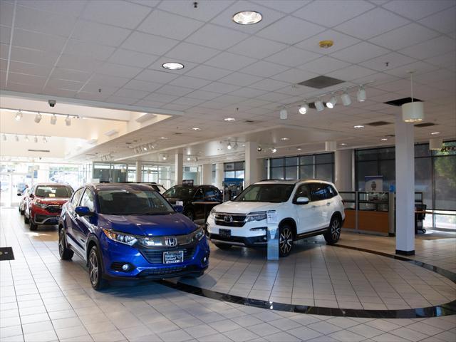 used 2018 Jeep Cherokee car, priced at $15,499