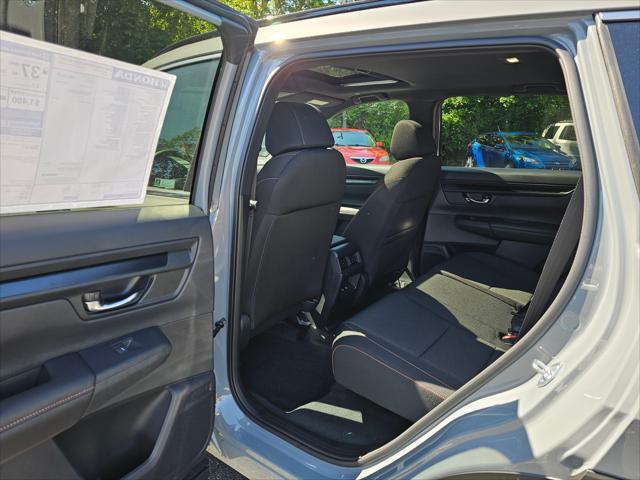 new 2025 Honda CR-V Hybrid car, priced at $38,000