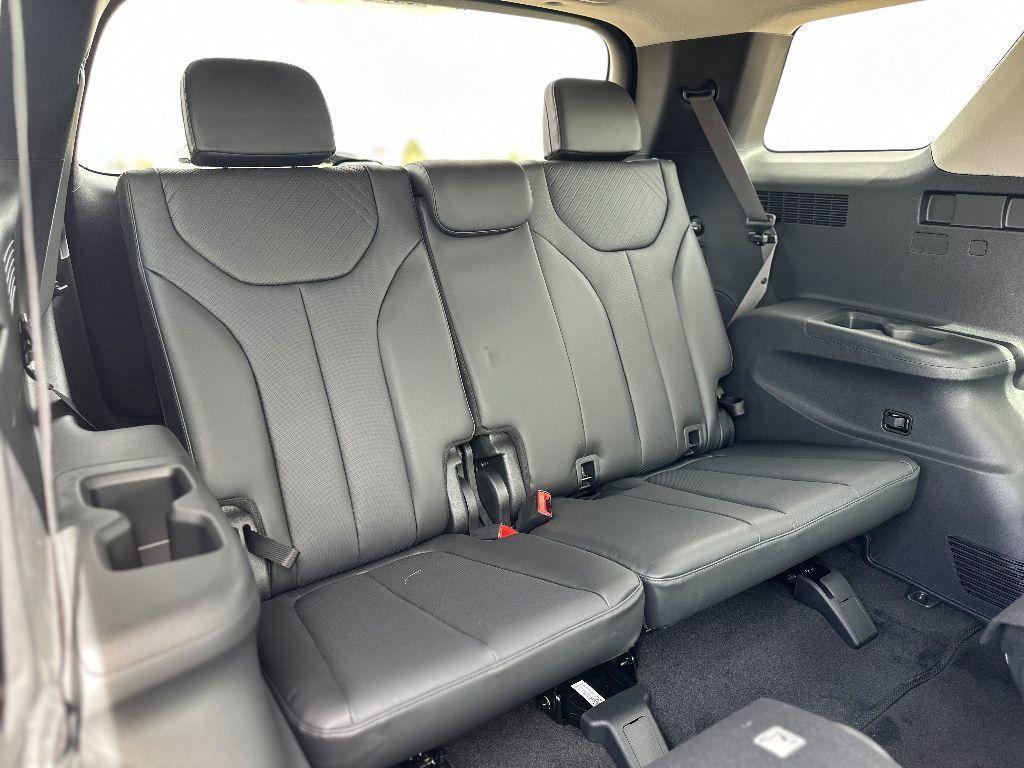 new 2025 Hyundai Palisade car, priced at $48,925