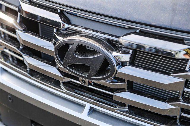 new 2025 Hyundai Tucson car, priced at $43,179
