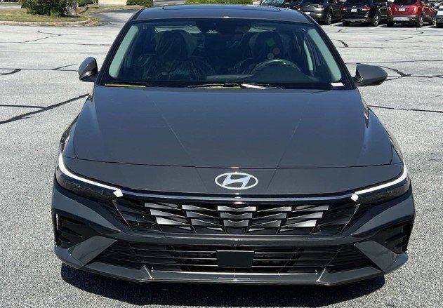 new 2024 Hyundai Elantra car, priced at $27,040