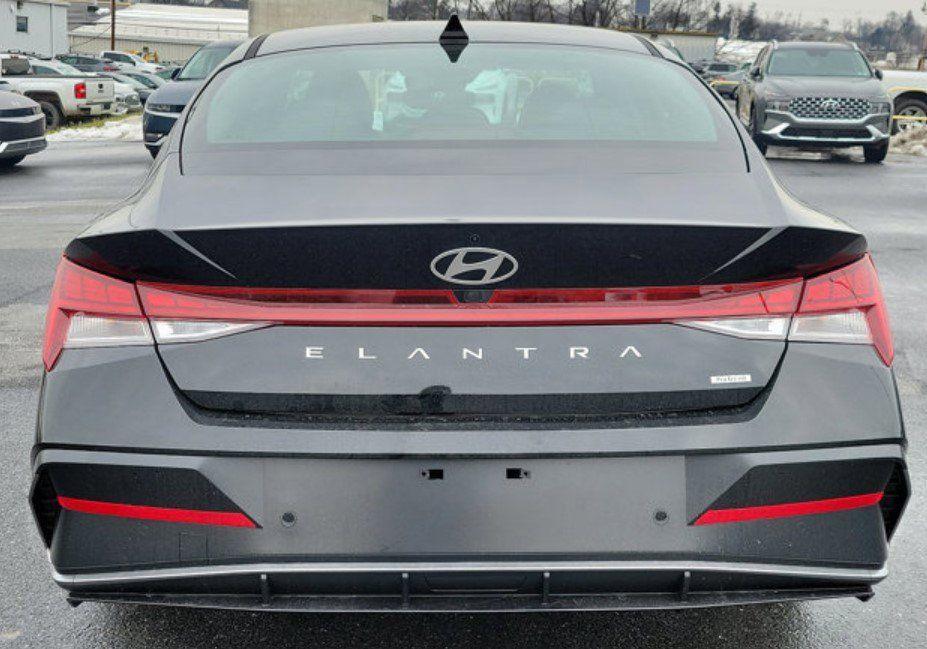 new 2024 Hyundai Elantra HEV car, priced at $29,200