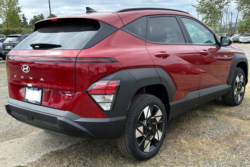 new 2025 Hyundai Kona car, priced at $32,129