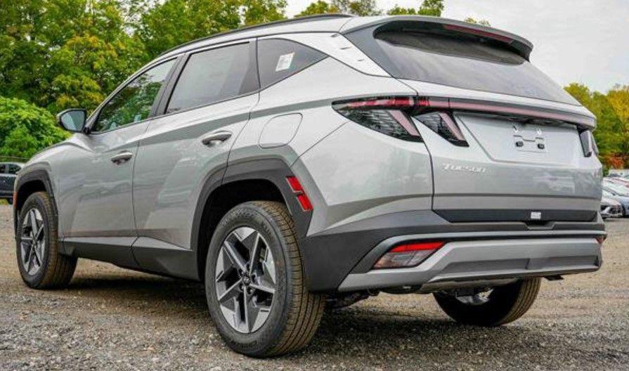 new 2025 Hyundai Tucson car, priced at $34,930