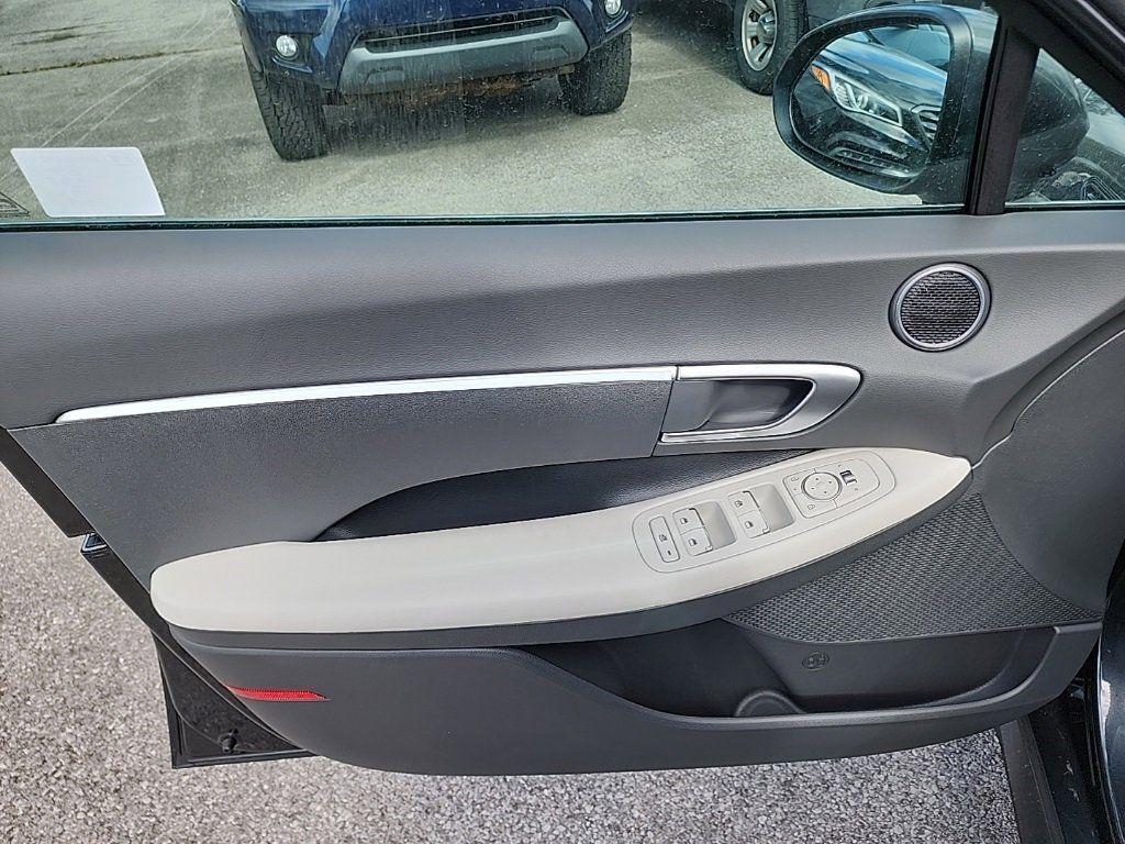 new 2025 Hyundai Sonata car, priced at $27,090